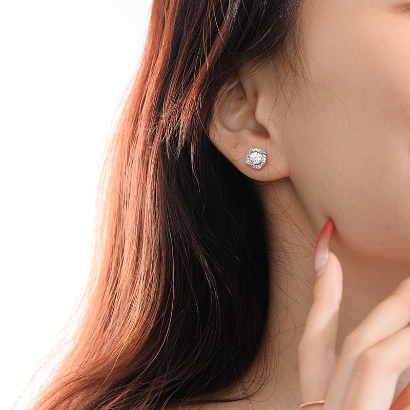 【#247】925 Sterling Silver Moissanite Earrings - Queenou Jewelry